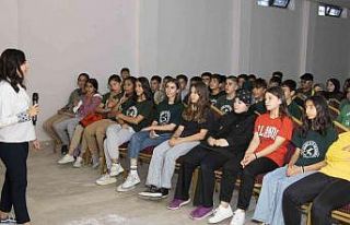 Mersin’de okullara rehberlik desteği