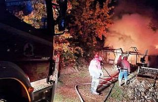 Metruk bina alevlere teslim oldu