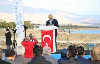 Milletvekili Arvas: “Erciş, bölgenin parlayan...