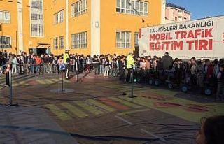 Mobil trafik eğitim tırı Erciş’te