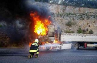 Muğla’da TIR yangını