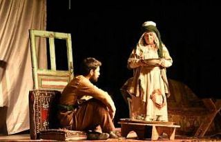 ‘Nefes mi istersin yoksa buğday mı?’ tiyatroseverlerle...