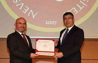 NEVÜ ‘Sağlıklı ve Güvenli Kampüs’ belgesini...