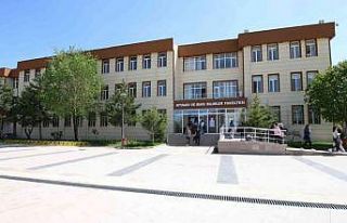 NEVÜ’de akademisyen ataması yapıldı