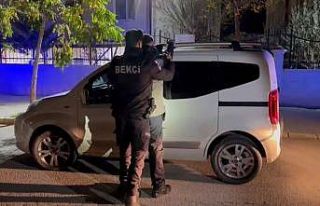 Öğrenci yurtları çevresinde polis denetimi