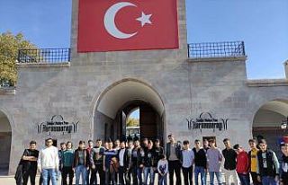 Öğrenciler, Battalgazi’ye hayran kaldı