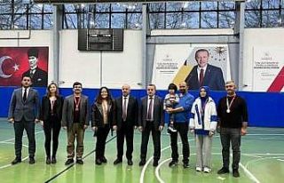 Öğretmenler arasında turnuva düzenlendi