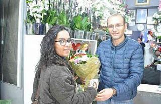 Öğretmenler Günü, çiçekçileri de mutlu etti