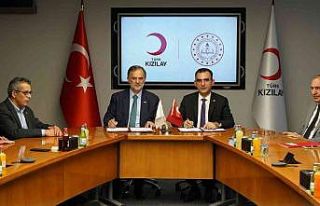 Okullarda ’Kızılay kolları’ yeniden canlanıyor