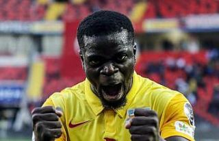 Olivier Kemen ilk golünü attı