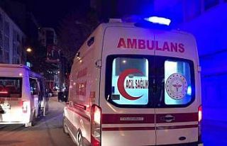 Önüne köpek çıkan motosiklet sürücü ona çarpmamak...