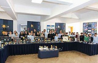 Ortaokul öğrencilerinden uzay sergisi