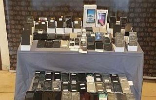 Osmaniye’de 175 adet gümrük kaçağı cep telefonu...