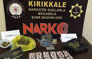 Otobüste yolculuk eden şahsın üzerinde uyuşturucu...