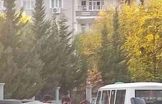 Otomobille çarpışan araç takla attı