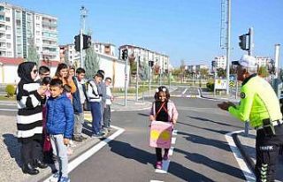 Özel gereksinimli öğrencilere uygulamalı trafik...