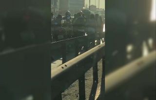 Pendik’te iki sürücü birbirine girdi, çevredekiler...