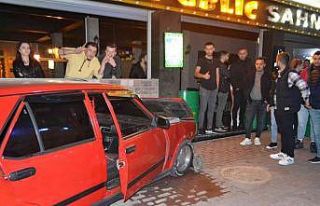 Polisi görünce panikleyen alkollü sürücü eğlence...