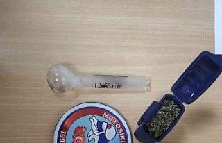 Polisin durdurduğu aracın klimasından uyuşturucu...