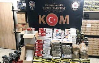 Polisten kaçakçılık operasyonları, 15 kişi yakalandı