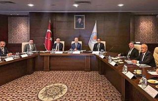 Rektör Çomaklı, ÜNİDAP 6. dönem toplantısına...