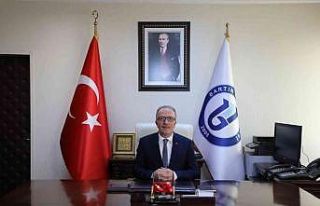 Rektör Uzun’dan 10 Kasım Atatürk’ü Anma Günü...