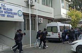 Sahte site tasarlayıp vatandaşları dolandıran...