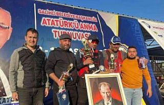 Salihli’de Atatürk’ü Anma Turnuvası’nda dereceye...