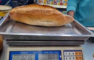 Salihli’de zabıta ekmek gramajı denetimi yaptı