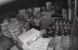 Sancaktepe’de 5 hırsız 130 bin TL değerinde çay...