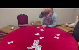 Sancaktepe’de polisler, girişi kameralarla izlenen...