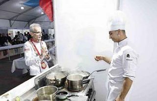 Şefler, Sultangazi’deki fuarda en lezzetli yemeği...