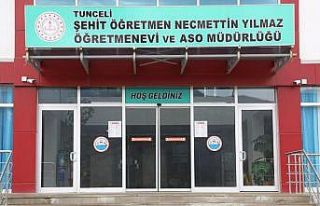 Şehit öğretmenin ismi öğretmenevine verildi