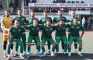Şehitkamil Belediyespor yenilmezliğini sürdürdü