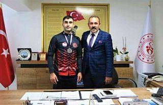 Siirtli sporcu dünya 2.’si oldu