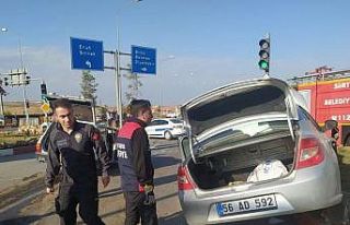 Siirt’te iki otomobil çarpıştı: 3 yaralı