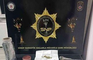 Sinop’ta durdurulan araçta 15 gram metamfetamin...