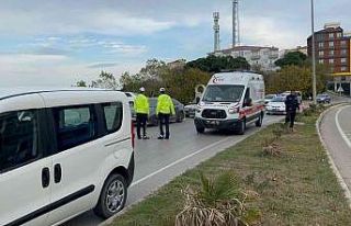 Sinop’ta otomobilin çarptığı yaya yaralandı
