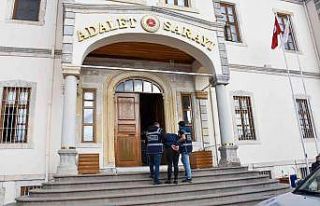 Sinop’ta yaşlı kadını dolandırıp altınlarını...