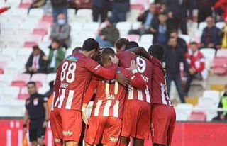 Sivasspor 11 puanla ateş hattında