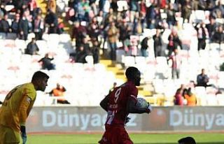 Sivasspor’da Yatabare gol sayısını 5’e çıkardı
