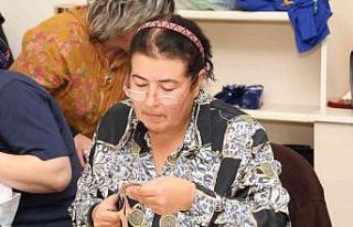 Sivrihisar Belediyesi sanat atölyelerinde açılan...