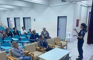 Söke’de öğrenci velilerine madde bağımlığı...