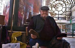 Son 30 yıldır aynı tezgâhta nasibini bekliyor