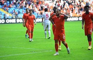 Spor Toto 1. Lig: Adanaspor: 2 - Altınordu: 1