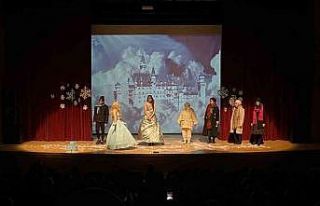 Su krallığı prensleri sahnelendi