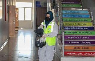 Talas’taki okullarda ara tatil temizliği