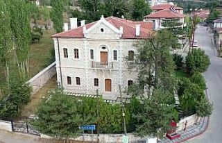 Tarihi yapılar restore edilerek turizme kazandırılıyor