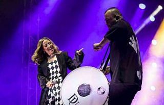 Tarsus Festivali Derya Uluğ konseriyle şenlendi