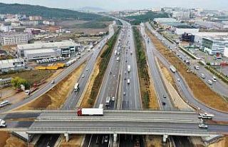 TEM’in Gebze güzergahı yeşile bürünüyor